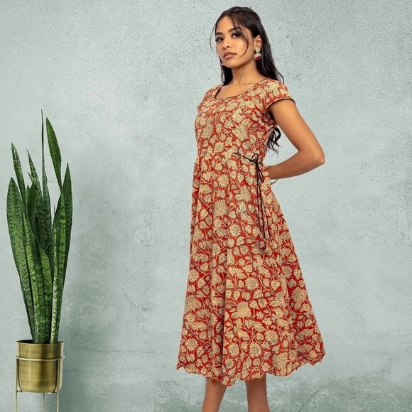 Tranquil Threads Knee-Length Dresses | Muvvas Boutique - Picture 2 of 5